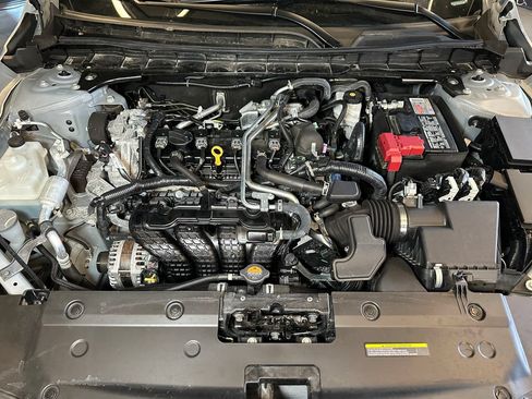Used 2024 Nissan Altima 2.5 SL AWD/4WD image 24