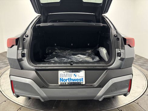 New 2026 BMW X2 xDrive28i w/ Technology Package AWD/4WD image 21