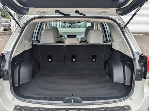 Used 2022 Subaru Forester AWD/4WD image 24