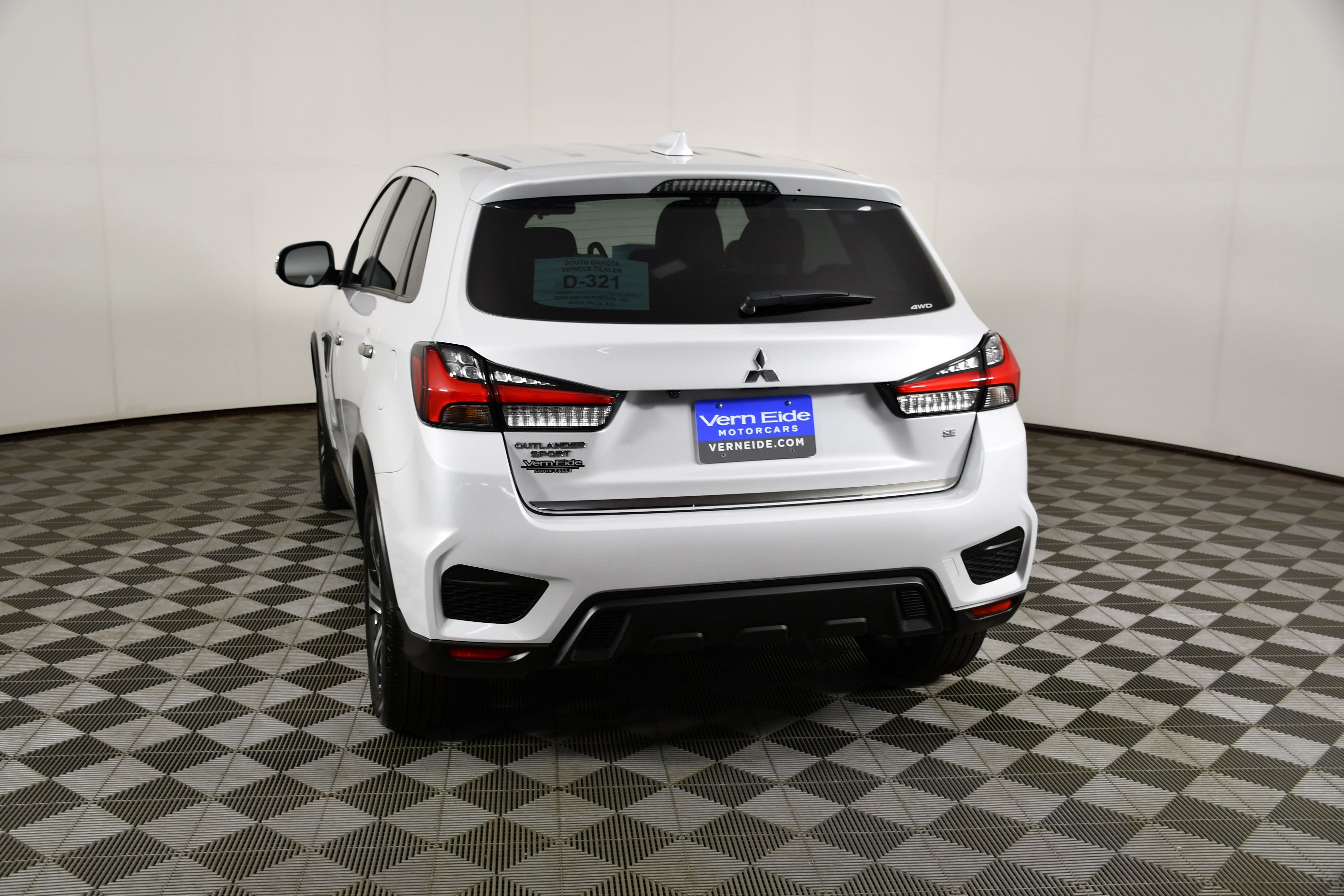 Used 2024 Mitsubishi Outlander Sport SE AWD/4WD image 7
