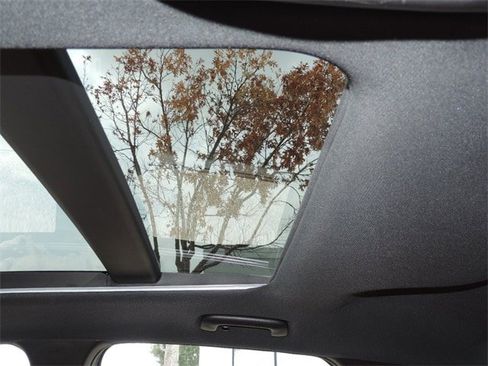 Used 2022 Kia K5 GT-Line w/ GT-Line FWD Premium Package image 10