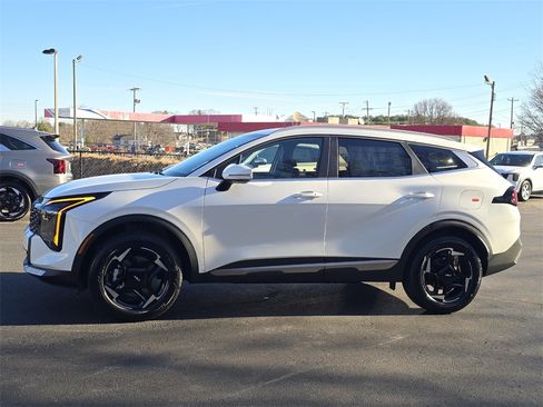 New 2026 Kia Sportage EX image 6