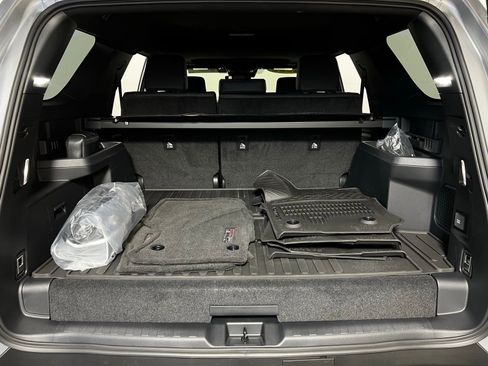 Certified 2025 Toyota 4Runner TRD Off-Road Premium image 30