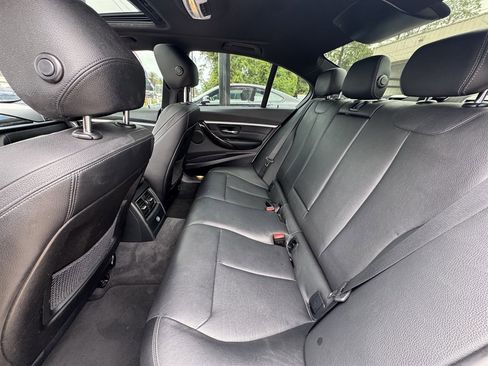 Used 2017 BMW 330i Sedan RWD image 11