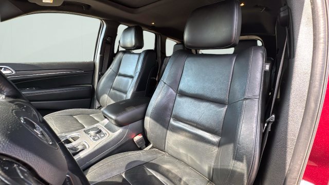 Used 2020 Jeep Grand Cherokee Limited AWD/4WD image 13