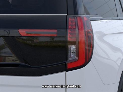 New 2026 Ford Expedition Platinum image 21