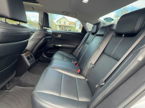 Used 2013 Toyota Avalon XLE Touring FWD image 15