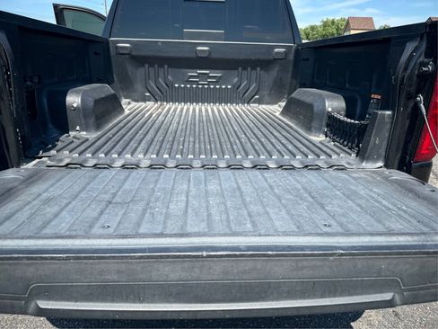 Used 2020 Chevrolet Silverado 1500 LT Trail Boss AWD/4WD image 12