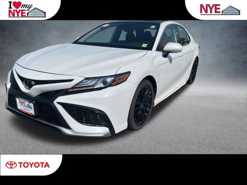 Used 2023 Toyota Camry XSE w/ Cold Weather Package AWD/4WD image 1
