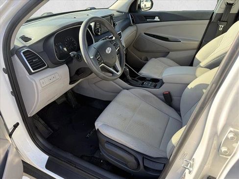 Certified 2021 Hyundai Tucson SE FWD image 9