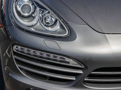 Used 2012 Porsche Cayenne image 10