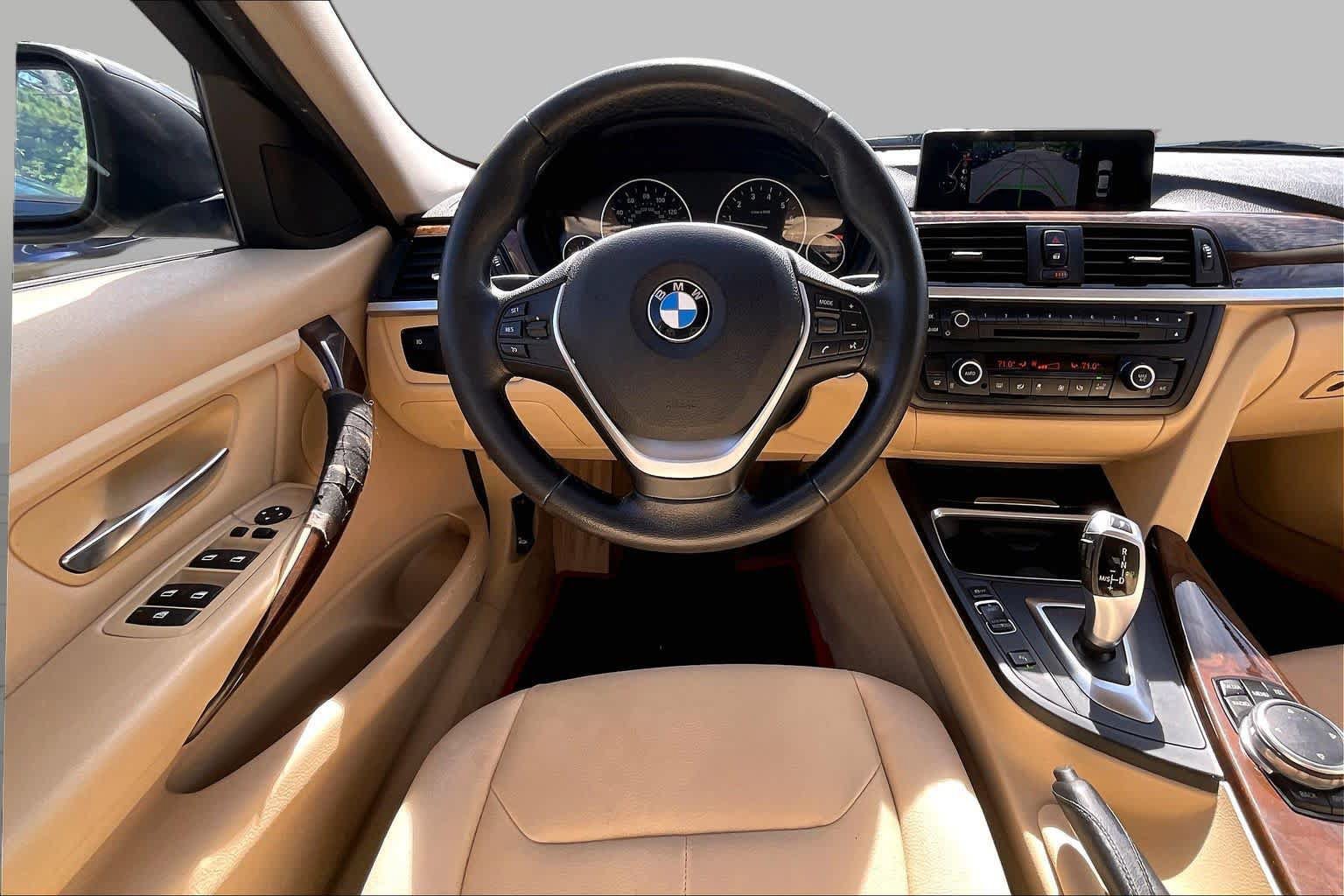 Used 2015 BMW 328i xDrive Sedan AWD/4WD image 5