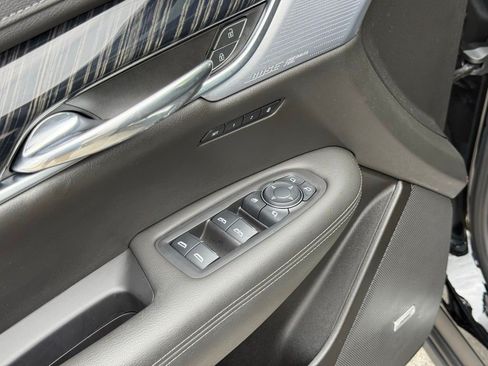 Certified 2024 Cadillac XT6 Premium Luxury w/ LPO, Floor Liner Package AWD/4WD image 22