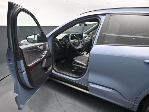 Certified 2024 Ford Escape ST-Line w/ Tech Pack #1 FWD image 8