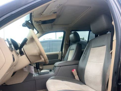 Used 2006 Ford Explorer Eddie Bauer AWD/4WD image 6