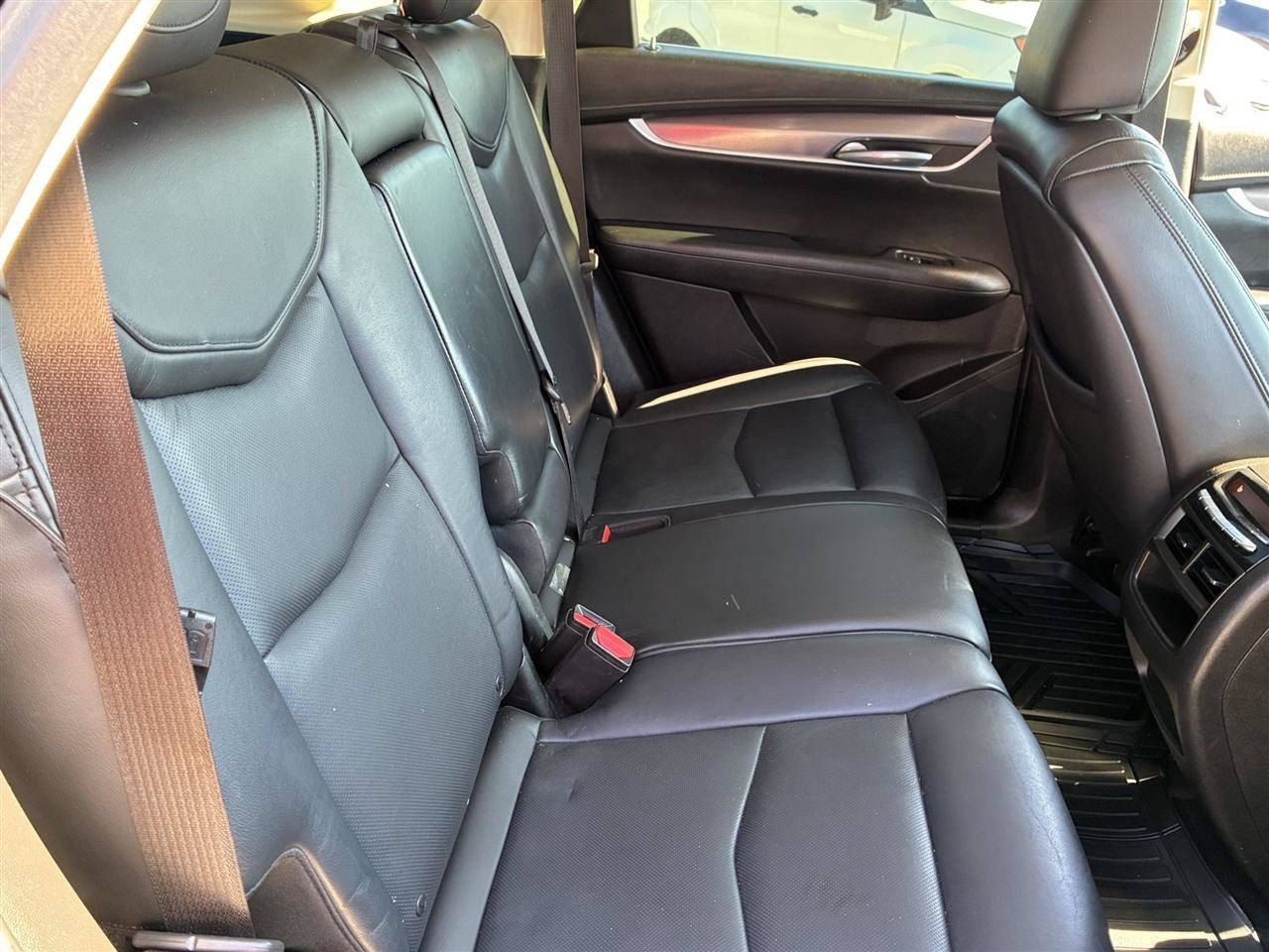 Used 2018 Cadillac XT5 Premium Luxury AWD/4WD image 28