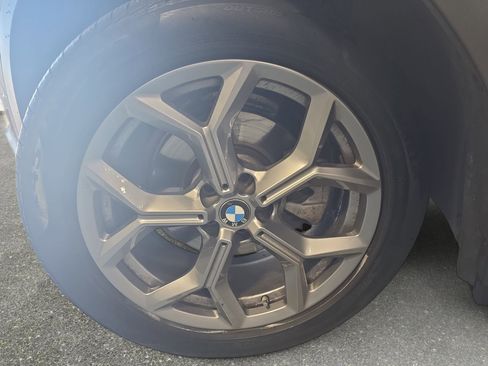 Used 2024 BMW X4 xDrive30i w/ Parking Assistance Package AWD/4WD image 32