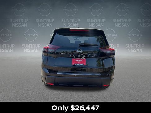 Certified 2026 Nissan Rogue SV FWD image 4