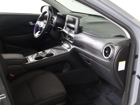 Used 2023 Hyundai Kona SE image 23