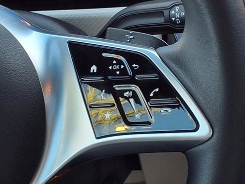 Used 2025 Mercedes-Benz CLA 250 image 10