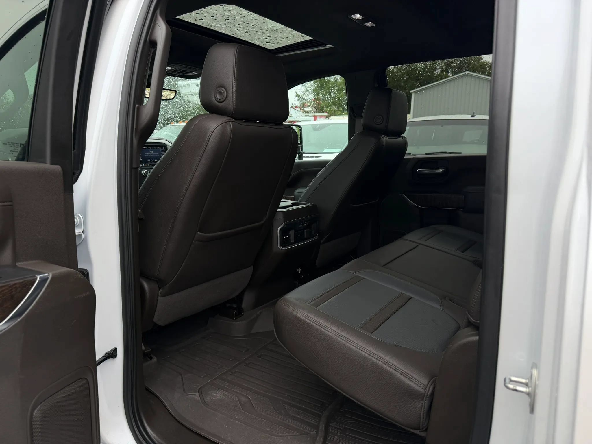 Used 2021 GMC Sierra 3500 Denali w/ Denali Ultimate Package AWD/4WD image 30