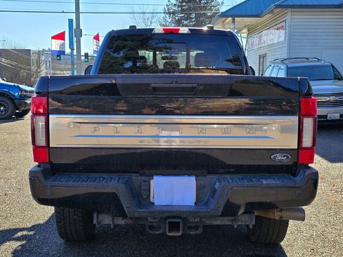 Used 2020 Ford F350 Platinum image 4