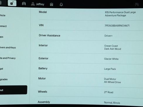 Used 2024 Rivian R1S Adventure image 15