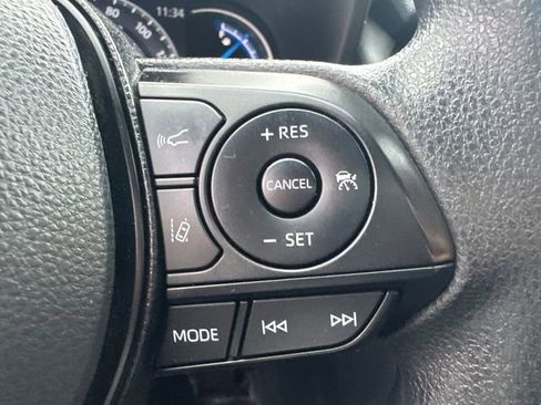 Used 2023 Toyota RAV4 AWD Hybrid image 33