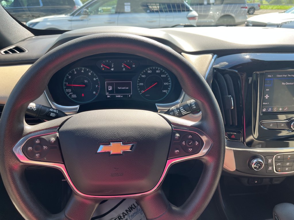 Used 2023 Chevrolet Traverse LS w/ Safety Package FWD image 15