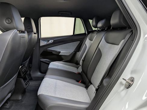 Used 2023 Volkswagen ID.4 2WD image 17
