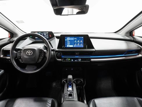 Used 2024 Toyota Prius XLE image 11
