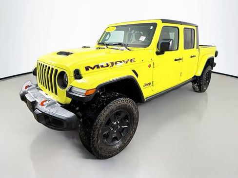Used 2023 Jeep Gladiator Mojave w/ LED Lighting Group AWD/4WD image 3