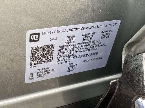 Used 2024 Chevrolet Equinox EV LT FWD image 28