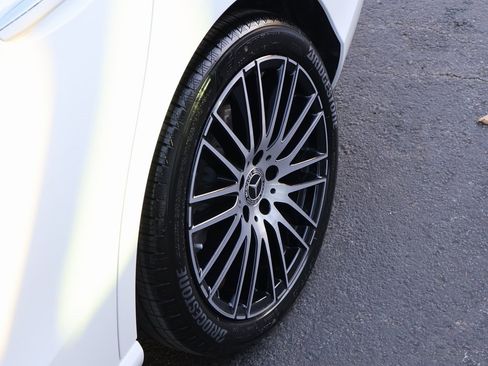 Certified 2025 Mercedes-Benz C 300 4MATIC Sedan image 41