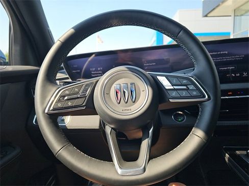 New 2025 Buick Enclave Preferred w/ Power Package image 25