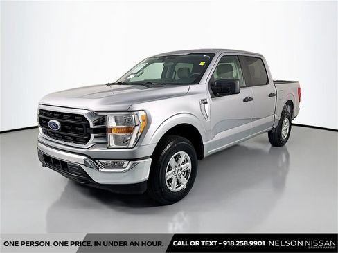 Used 2021 Ford F150 XLT image 1