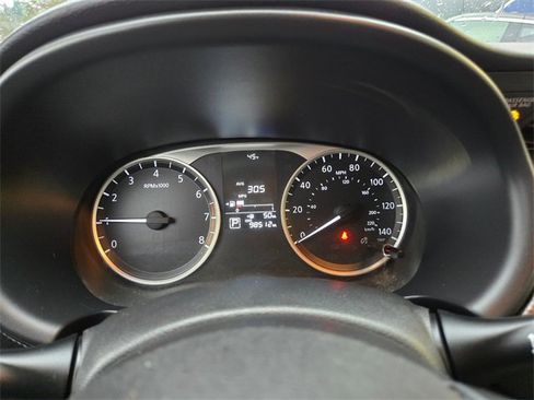 Used 2018 Nissan Kicks S w/ Exterior Package image 23