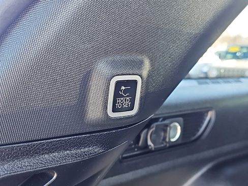 Used 2023 Jeep Grand Cherokee Altitude image 30