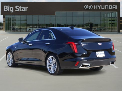 Used 2025 Cadillac CT4 Premium Luxury image 3