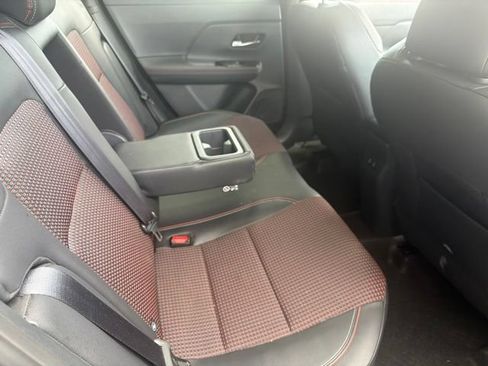Used 2025 Nissan Kicks SR FWD image 12