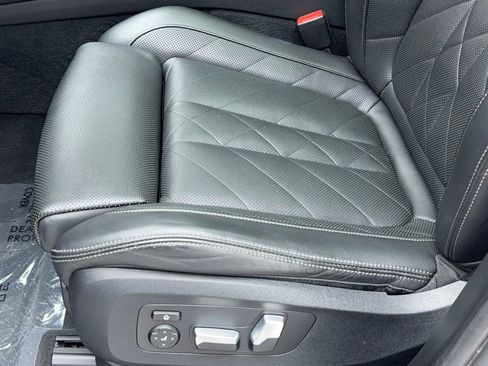 Used 2023 BMW X5 sDrive40i w/ Premium Package image 40