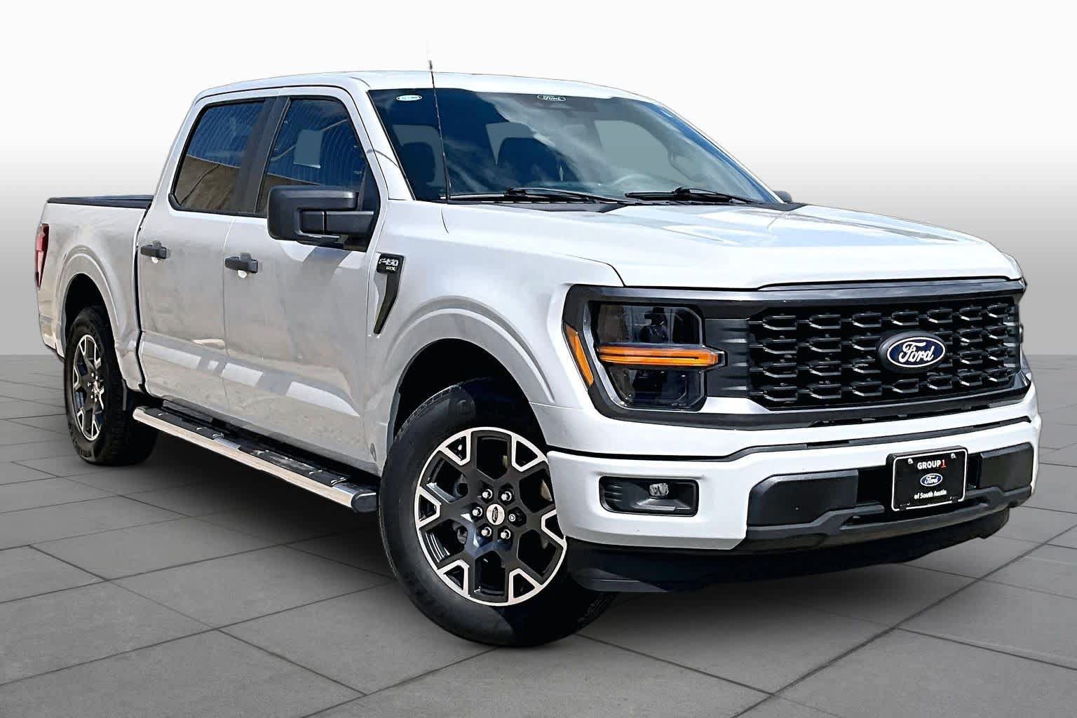 Used 2024 Ford F150 STX RWD image 3