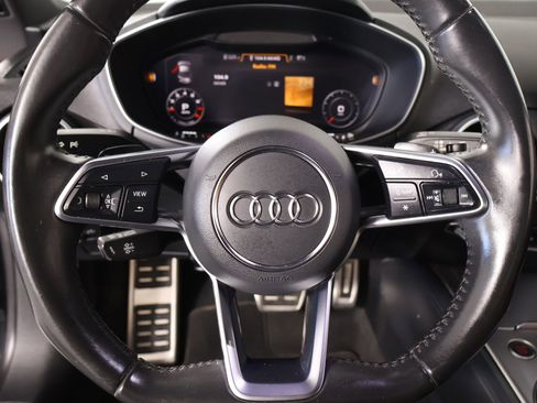 Used 2017 Audi TT 2.0T w/ Technology Package image 3