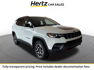Used 2025 Jeep Compass Trailhawk AWD/4WD video 1