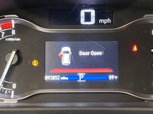 Used 2017 Honda Pilot Touring image 27