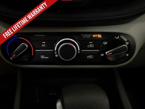 Used 2024 Kia Soul LX w/ Option Group 015 FWD image 33