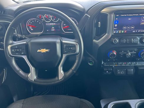 Used 2019 Chevrolet Silverado 1500 LT w/ Texas Edition image 11