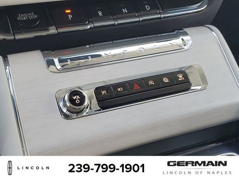 New 2025 Lincoln Aviator Reserve RWD image 30