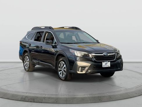 Used 2020 Subaru Outback Premium AWD/4WD image 2