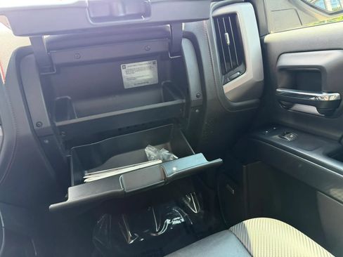 Used 2018 GMC Sierra 1500 SLT AWD/4WD image 33